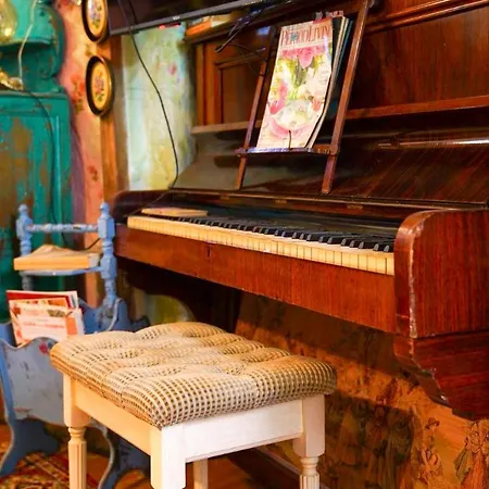 Tina's Art - Venetian Walls District 別荘