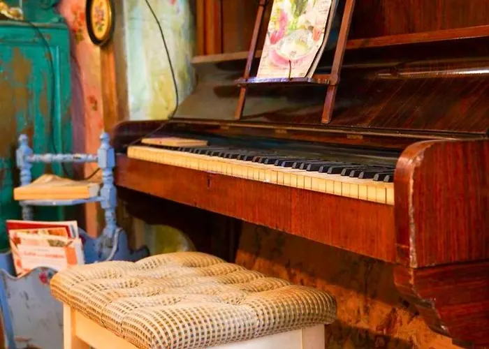 Tina's Art - Venetian Walls District 別荘