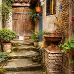 Дом отдыха Tina's Art - Venetian Walls District